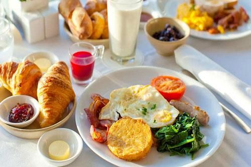Có chết đói cũng không được ăn loại thực phẩm này vào buổi sáng
