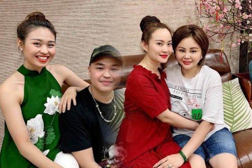 Đọ gu ăn mặc khác biệt của 3 bông hồng nhà Lê Giang