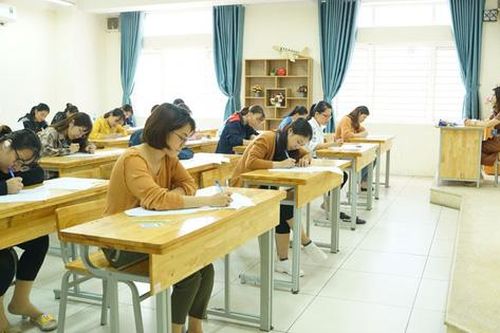 Con anh hùng được cộng bao nhiêu điểm khi tuyển dụng viên chức?