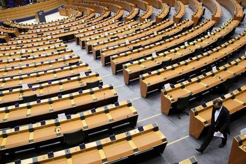 Nghị viện EU hoãn quyết định phê chuẩn thỏa thuận thương mại hậu Brexit