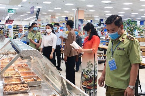 Gia Lai: Các cơ sở kinh doanh, doanh nghiệp đảm bảo 'mục tiêu kép'