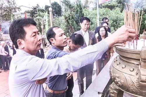 Phát huy truyền thống cách mạng, Vĩnh Lâm vững bước đi lên