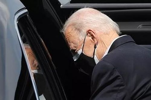 Phát hiện trẻ em gần mục tiêu, ông Biden hoãn không kích vào phút chót