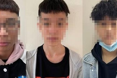 Triệu tập 3 đối tượng sàm sỡ với phụ nữ người nước ngoài