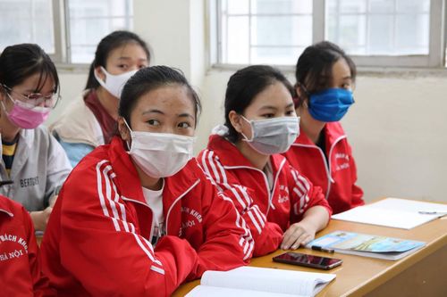Sinh viên Hải Dương trở lại Hà Nội phải tự cách ly 14 ngày trước khi đến trường
