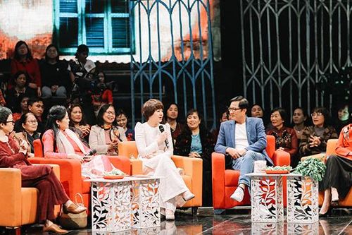 'Quán thanh xuân' tháng 3: NSND Trọng Trinh, MC Thảo Vân 'người quê ra phố'