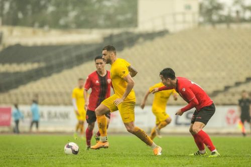Ngoại binh mờ nhạt, Sông Lam Nghệ An thua giao hữu HL Hà Tĩnh