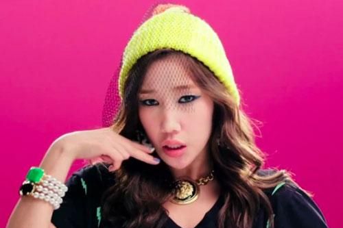 Nữ idol từng thắng giải Daesang và cuộc sống chật vật hiện tại: Kiếm 20 triệu đồng/ tháng cũng không đủ sống