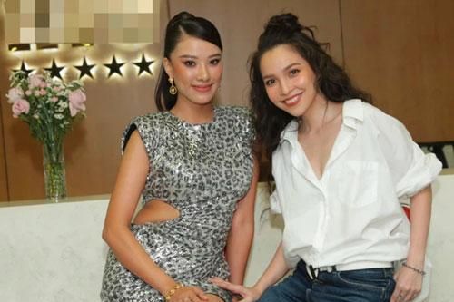 Vẫn biết Hiền Thục trẻ lâu nhưng khi đứng cạnh Á hậu kém 14 tuổi mới thấy sốc vì nhan sắc quá đỉnh của nữ ca sĩ