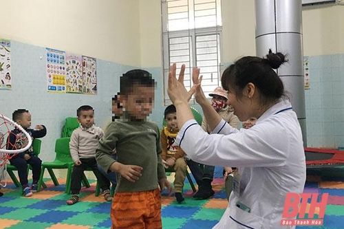 Trải lòng của những giáo viên 'vượt sóng' cùng trẻ tự kỷ