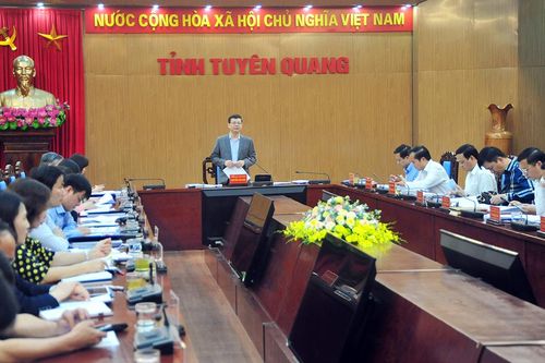 UBND tỉnh họp về Đề án phát triển du lịch và Đề án phát triển kết cấu hạ tầng giao thông