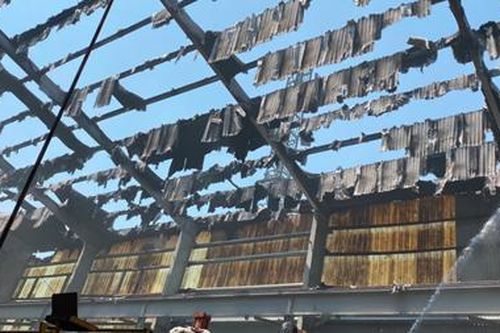 Khống chế đám cháy tại Công ty Tôn Hoa Sen ở Bình Dương