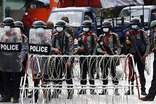 Myanmar yêu cầu Ấn Độ trao trả 8 cảnh sát vượt biên