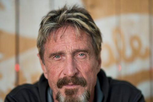 McAfee sẽ bị FBI điều tra vì phát ngôn 'tự ăn của quý'