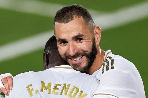 Benzema sẵn sàng ra sân ở derby Madrid