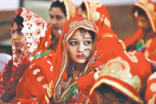 Những bé gái Ấn Độ, Pakistan bị ép kết hôn ở tuổi lên 8