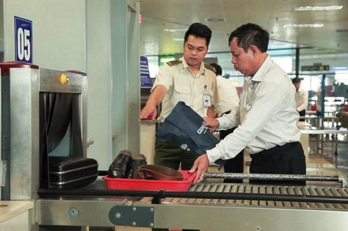 Trộm đồng hồ ở Nội Bài nhưng bị bắt tại Cần Thơ