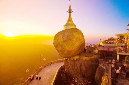 Câu chuyện bí ẩn sau các ngôi đền linh thiêng của Myanmar