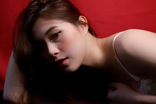 Ngắm nhan sắc Đặng Thu Huyền, hoa khôi bóng chuyền vừa giải nghệ ở tuổi 19