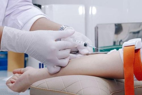 Hơn 1,6 triệu người dân sử dụng dịch vụ lấy mẫu xét nghiệm tại nhà
