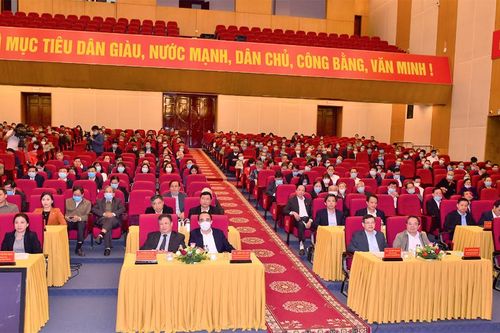 Hội nghị thông tin về tình hình kinh tế - xã hội của tỉnh