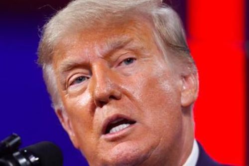 Trump yêu cầu đảng Cộng hòa ngưng nhân danh ông để gây quỹ