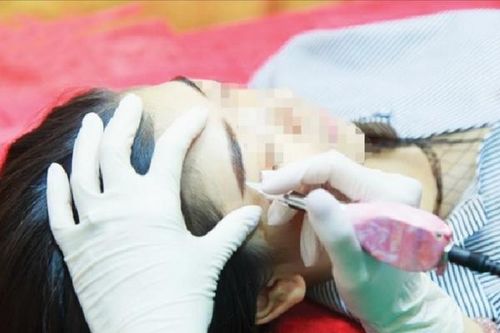 Phun xăm thẩm mỹ tại nhà: Nhiều nguy cơ tiềm ẩn