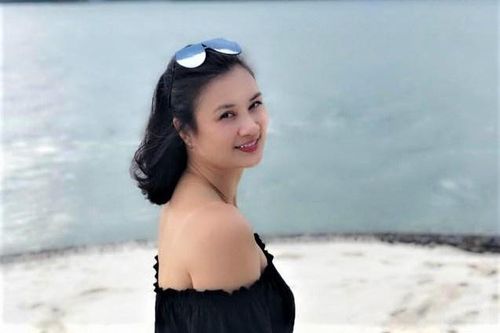 Chương mới trong sự nghiệp bóng chuyền của hoa khôi Kim Huệ
