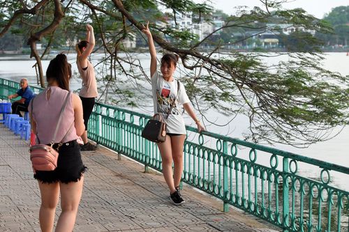 Vì sao có phụ nữ nước ngoài trình báo chúng ta mới để ý việc quấy rối?