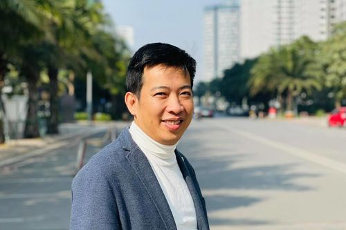 Hoàng Anh Tú: 'Nhiều phụ nữ Việt đơn độc trong hôn nhân'