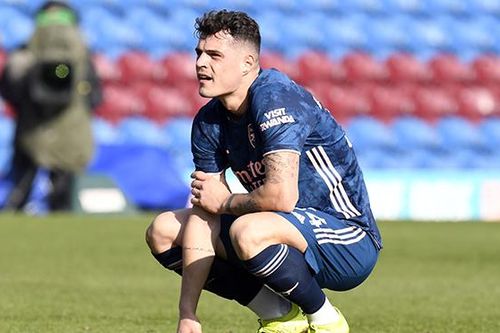Arsenal và vấn đề phong độ: Nhập nhèm hai mảng sáng - tối