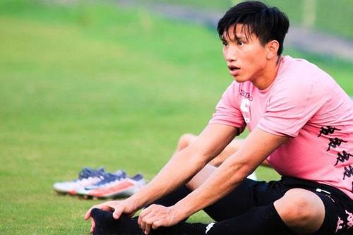 Văn Hậu khó dự vòng loại World Cup 2022 cùng tuyển Việt Nam