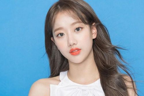 Dù gương mặt 'thiên thần' nhưng với 'quá khứ đen', Naeun (APRIL) bỗng chốc thành 'ác nữ'