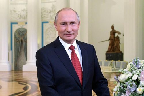 Tổng thống Putin cảm ơn những người phụ nữ nhân Ngày Quốc tế Phụ nữ 8/3