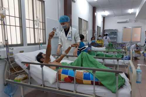 Cùng lúc cứu sống 2 bệnh nhân đột quỵ nặng