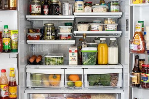 Nên mua hộp nhựa hay hộp thủy tinh để đựng thức ăn?