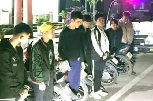 Xử lý nhóm thanh thiếu niên đi xe lạng lách, đánh võng
