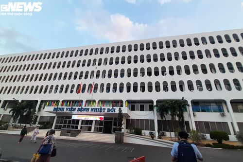 Ngày tiêm vaccine COVID-19 đầu tiên tại TP.HCM