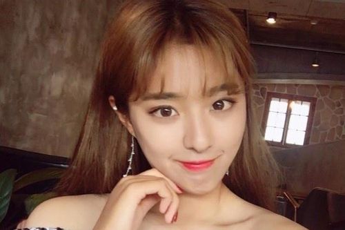 Nữ cầu thủ Hàn Quốc giải nghệ vì quá xinh đẹp