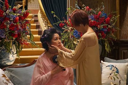 'Gái già lắm chiêu V': NSND Lê Khanh, Hồng Vân 'bật mí' trường đoạn one-shot 6 phút