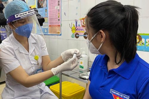 Sức khỏe 206 người tiêm vaccine ngừa Covid-19 ở Hải Dương ổn định