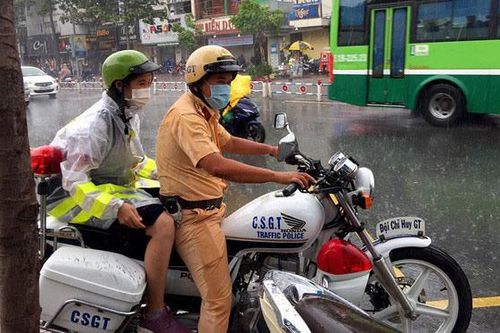 Hãy để Cảnh sát giao thông làm nhiệm vụ của mình!