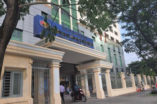 Diễn biến mới vụ 11 giảng viên Trường ĐH KHXH&NV phản đối trưởng khoa, xin nghỉ việc