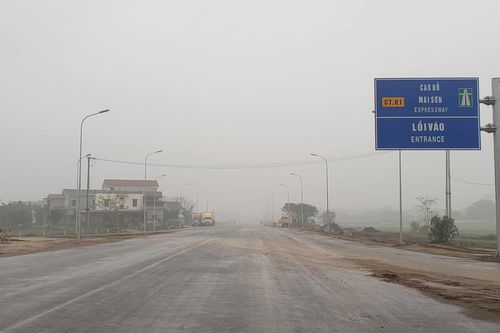 Hình ảnh 8 km cao tốc Bắc - Nam qua Ninh Bình sắp thông xe