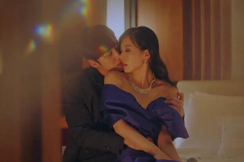 'Penthouse 2' tràn ngập cảnh nóng và bạo lực nhưng vẫn gây sốt