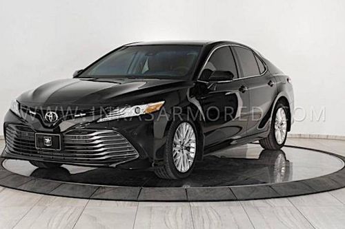 Mục đích bí ẩn của chiếc Toyota Camry bọc thép