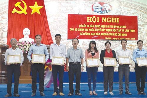 TX. Tân Châu học tập Bác