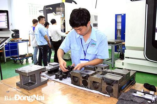 Tuyển sinh đại học, cao đẳng năm 2021: Cạnh tranh ngày càng gay gắt