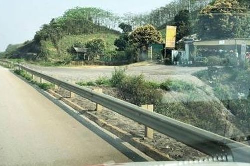 Kiên quyết xử lý hành vi tháo hộ lan cao tốc Nội Bài - Lào Cai