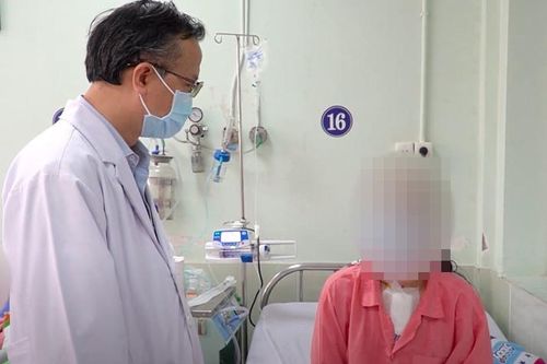 Cô gái có khối u hiếm gặp ở tim